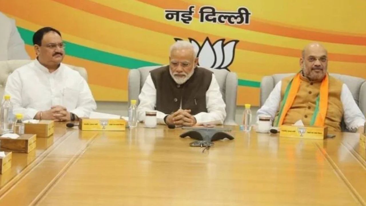 भाजपा संसदीय बोर्ड के पुनर्गठन की सुगबुगाहट, आधे चेहरों में बदलाव की संभावना