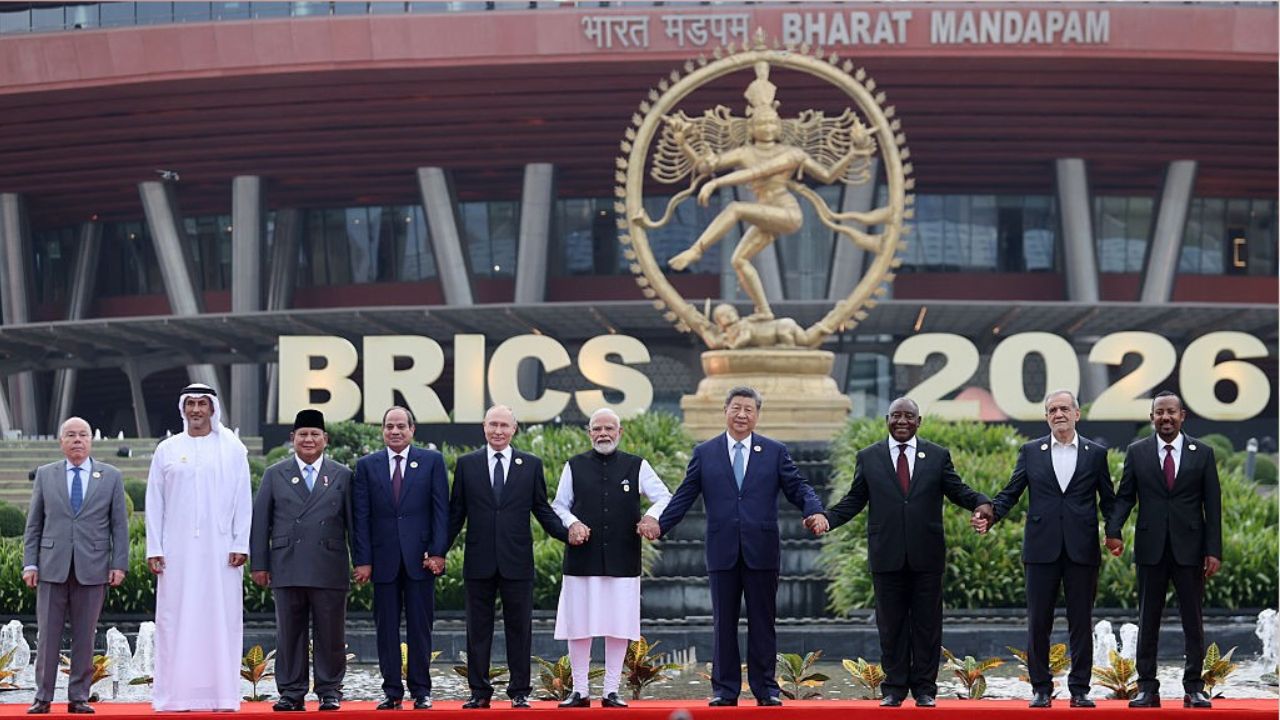 BRICS में भारत की कूटनीतिक जीत? मायावती से सिब्बल तक विरोधियों के बदले सुर, जानिए पूरी कहानी