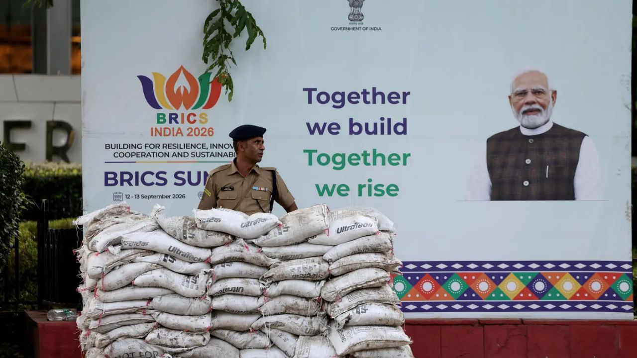 VVIP मूवमेंट और BRICS Summit से थमेगी दिल्ली की रफ्तार! 12 सितंबर की लोक अदालत टली, जान लें ट्रैफिक के नए नियम