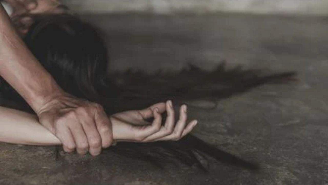 स्कूल जाने निकली थी नाबालिग, रेलवे ट्रैक पर मिली लाश: बिहटा की इस रूह कंपा देने वाली घटना से मचा हड़कंप