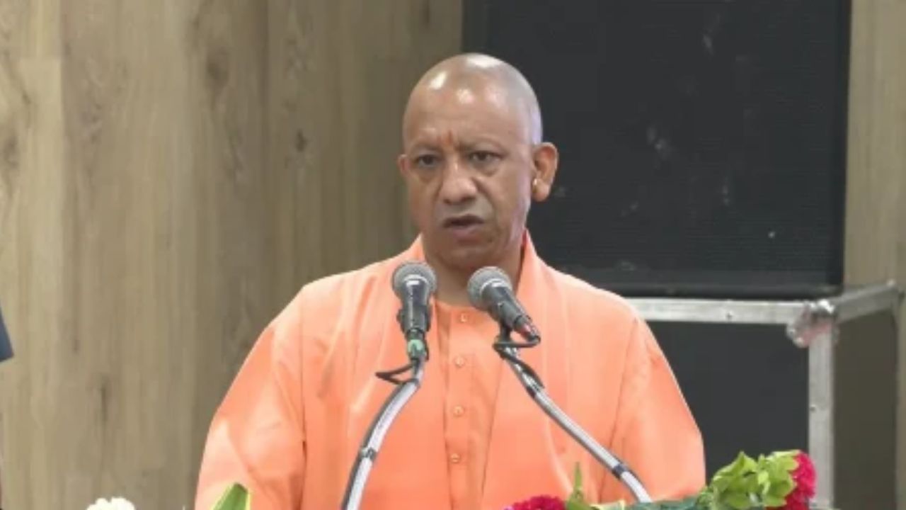 उत्तर प्रदेश इंटरनेशनल ट्रेड शो से पहले CM योगी का खुला पत्र, युवाओं से की विकसित यूपी में भागीदारी की अपील