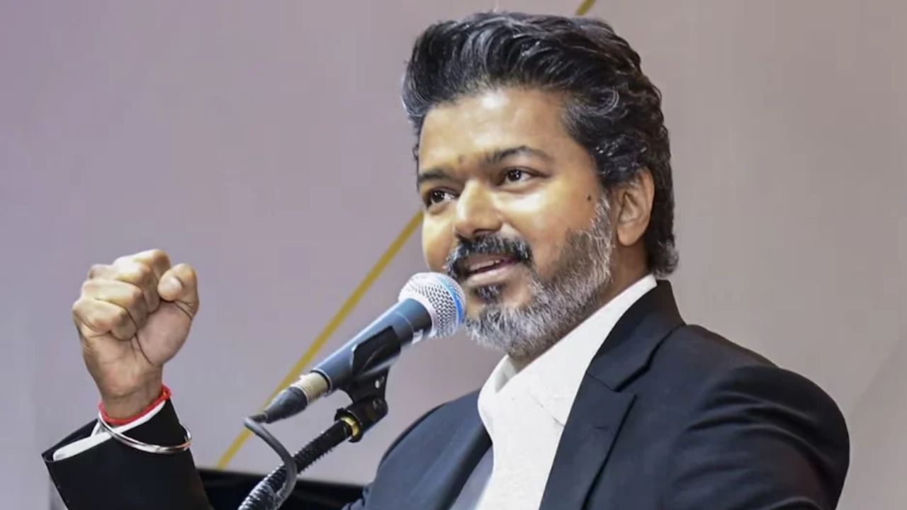 तमिलनाडु में नवजात बच्चों के लिए बड़ा तोहफा, कल से मिलेगी 22 कैरेट सोने की अंगूठी; CM विजय करेंगे शुरुआत