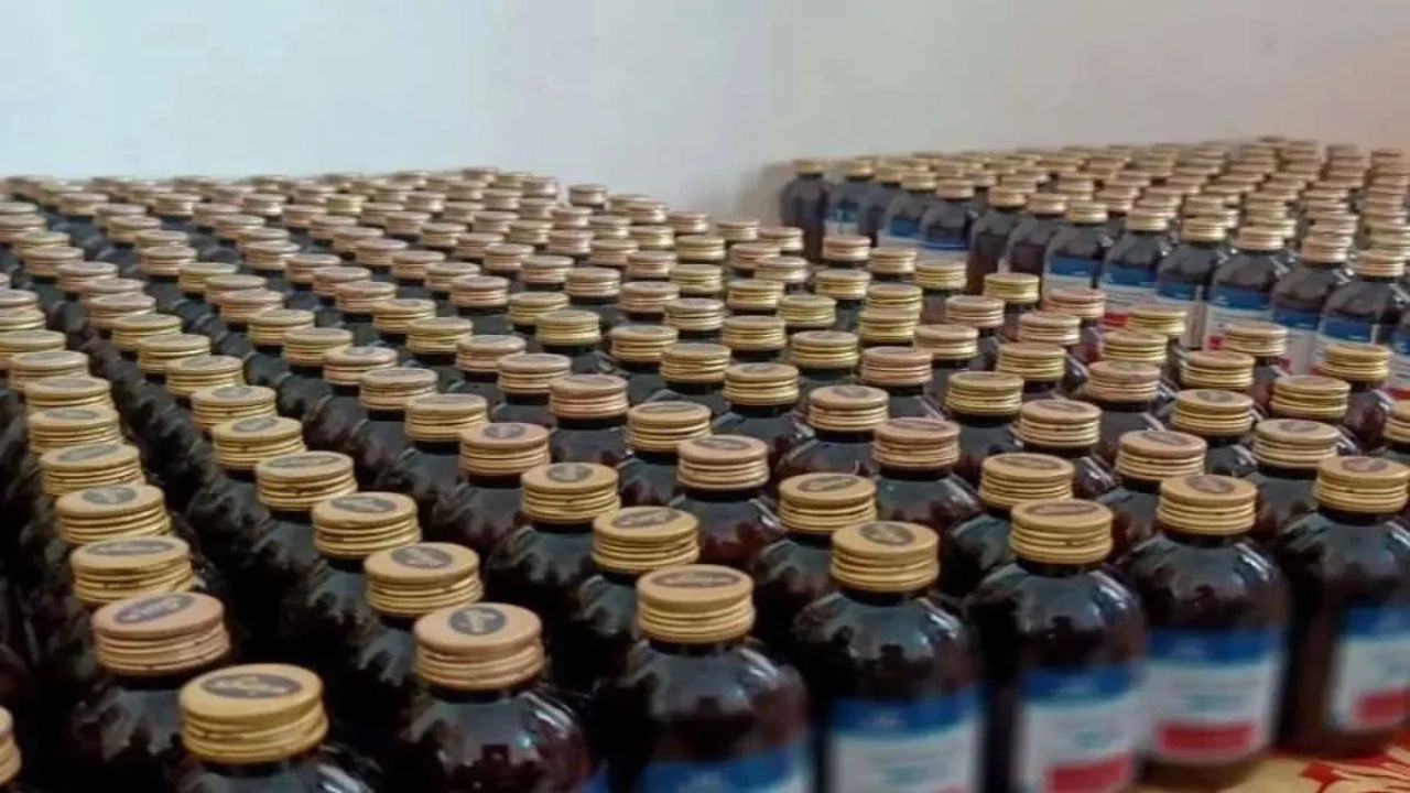 Codeine Cough Syrup Smuggling: 9 करोड़ की नशीली सिरप का खेल! पुलिस के हत्थे चढ़ा गिरोह का सरगना, 12 कारोबारी रडार पर
