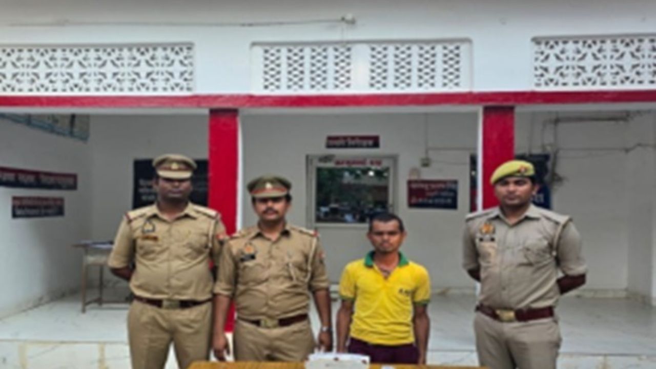 बाप की गाढ़ी कमाई नहीं, खून का प्यासा निकला बेटा! नशे की हालत में सोते हुए पिता के गले पर चला दिया ब्लेड