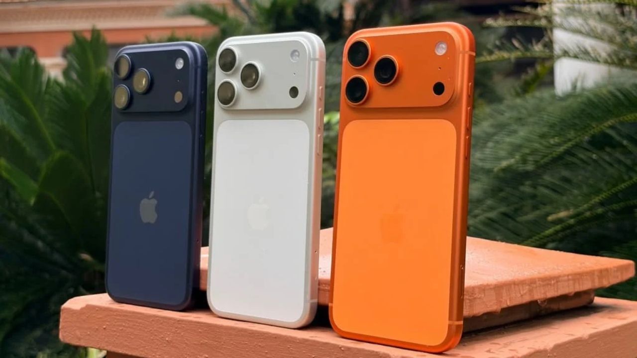 लंगर में पूड़ी-सब्जी नहीं, अब मुफ्त मिलेगा iPhone 17! सोशल मीडिया इन्फ्लुएंसर के दावे से हर कोई हैरान