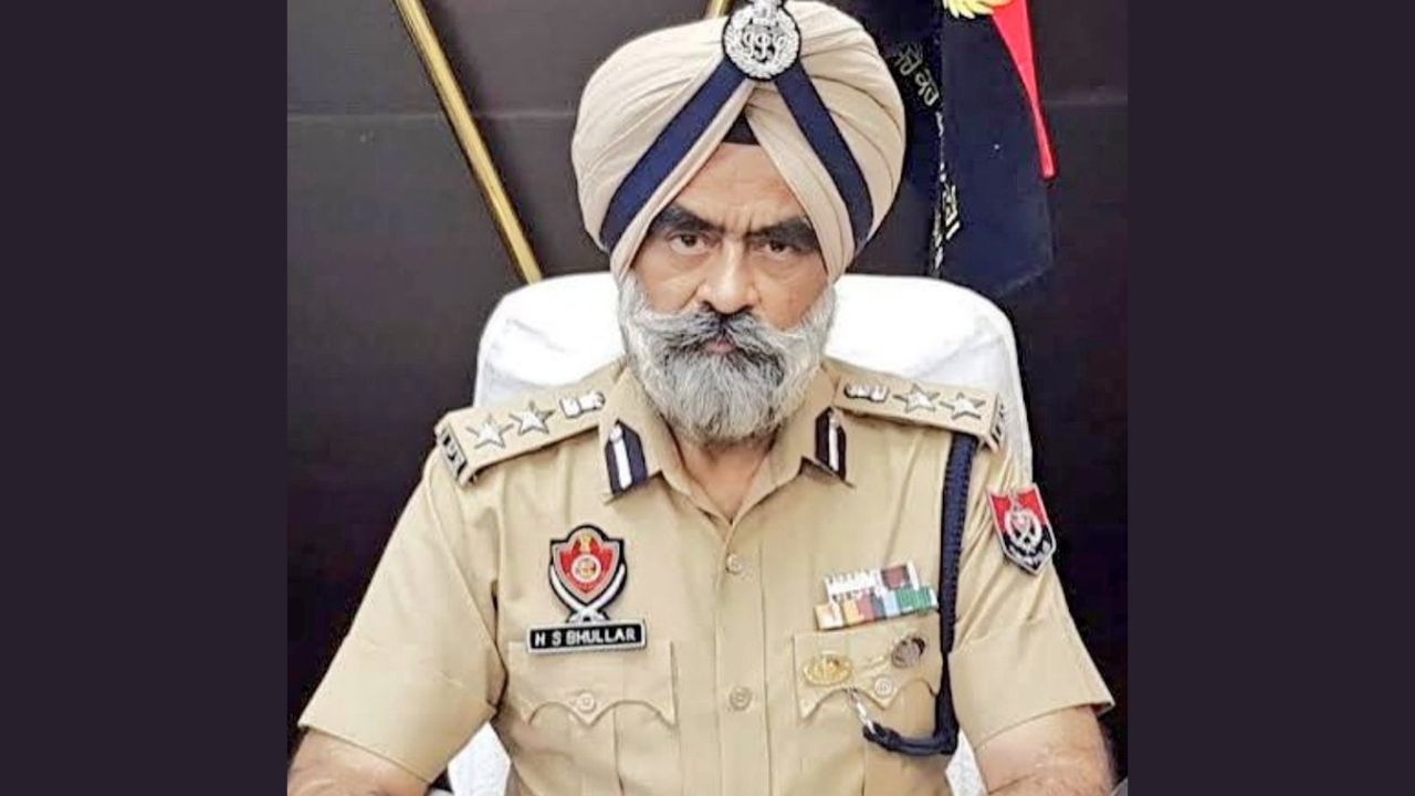 “आप अभी बर्खास्तगी चाहते हैं या बाद में?” सुप्रीम कोर्ट के इस तीखे सवाल से हिल गए डीआईजी भुल्लर! जानिये पूरा मामला