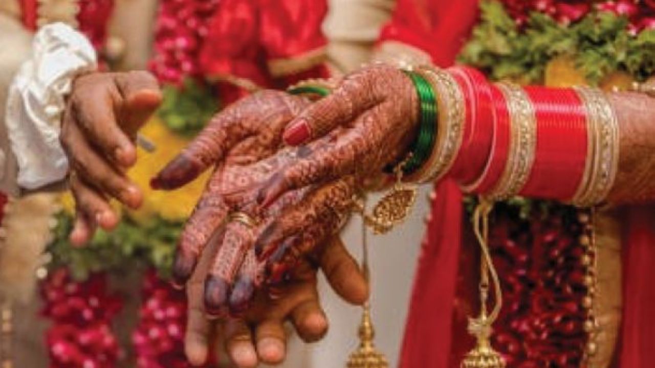 कनाडा भेजने के लिए पति ने पानी की तरह बहाए 65 लाख रुपये, लेकिन सच जानकर पैरों तले खिसक गई जमीन