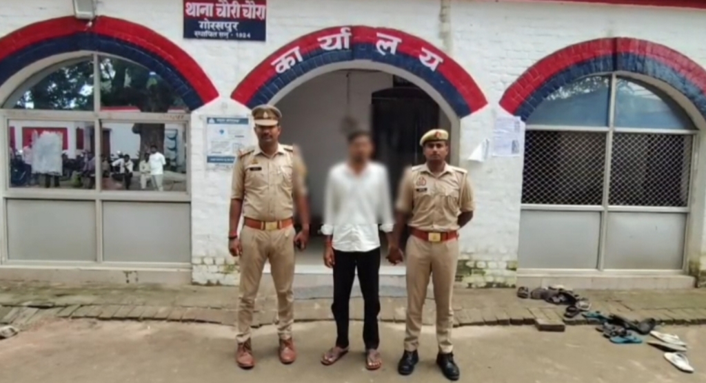 ATM, Passbook और पैसे गायब! गोरखपुर पुलिस के ताबड़तोड़ एक्शन से बेनकाब हुआ शातिर