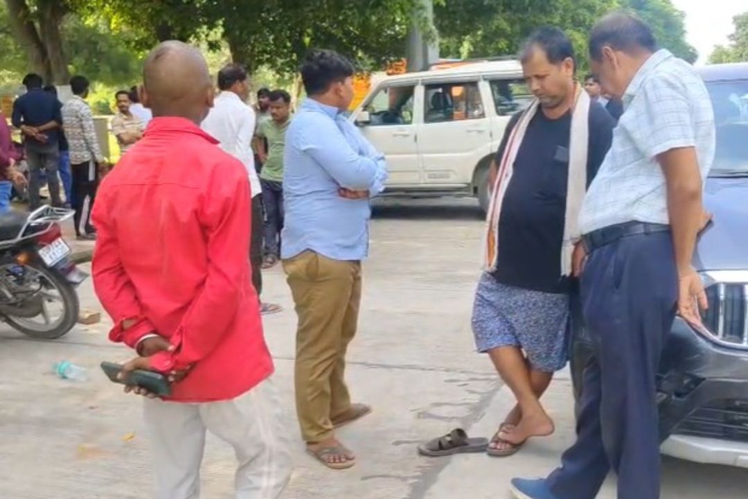 Kannauj Road Accident: दो हादसों में महिला और युवक की मौत, परिवारों में मचा कोहराम