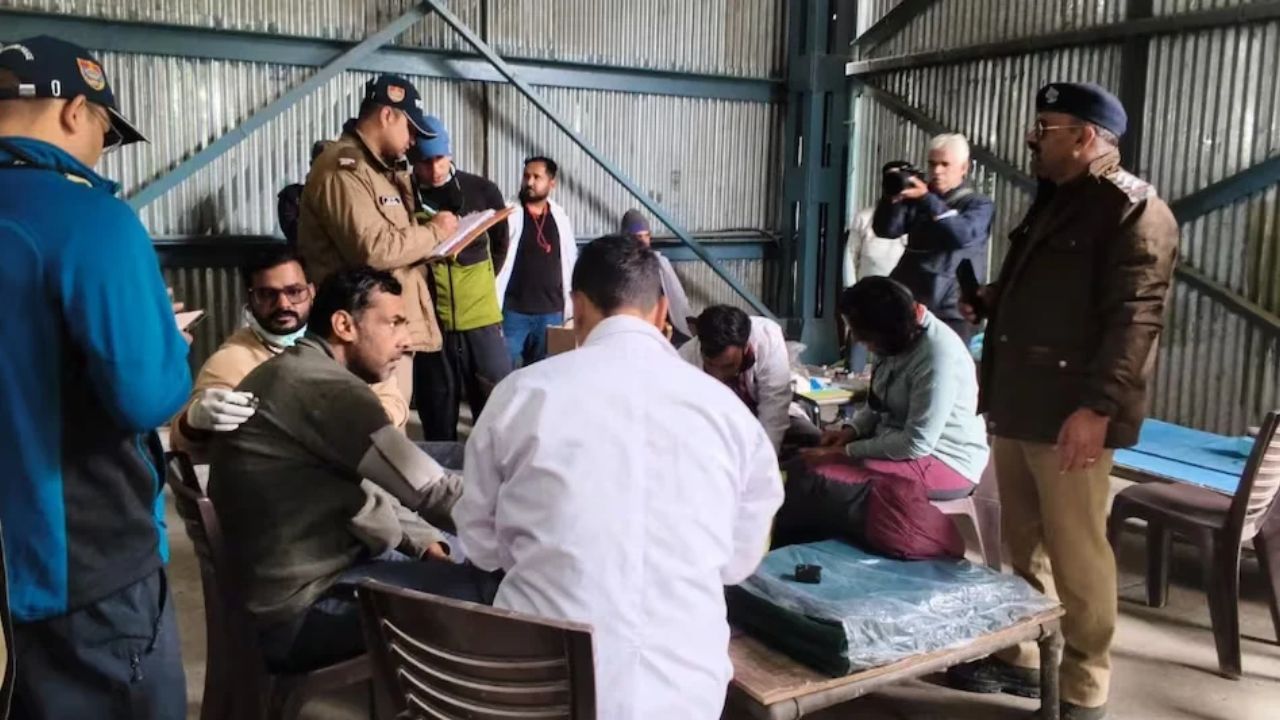 केदारनाथ में पहाड़ी दरकने से थमीं सांसें, SDRF और NDRF के जवानों ने बचाई 1500 जिंदगियां
