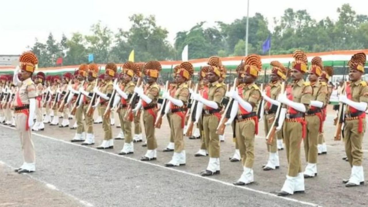 MP Police Recruitment 2026: सूबेदार और एएसआई के 655 पदों पर नोटिफिकेशन जारी, 24 सितंबर से करें आवेदन