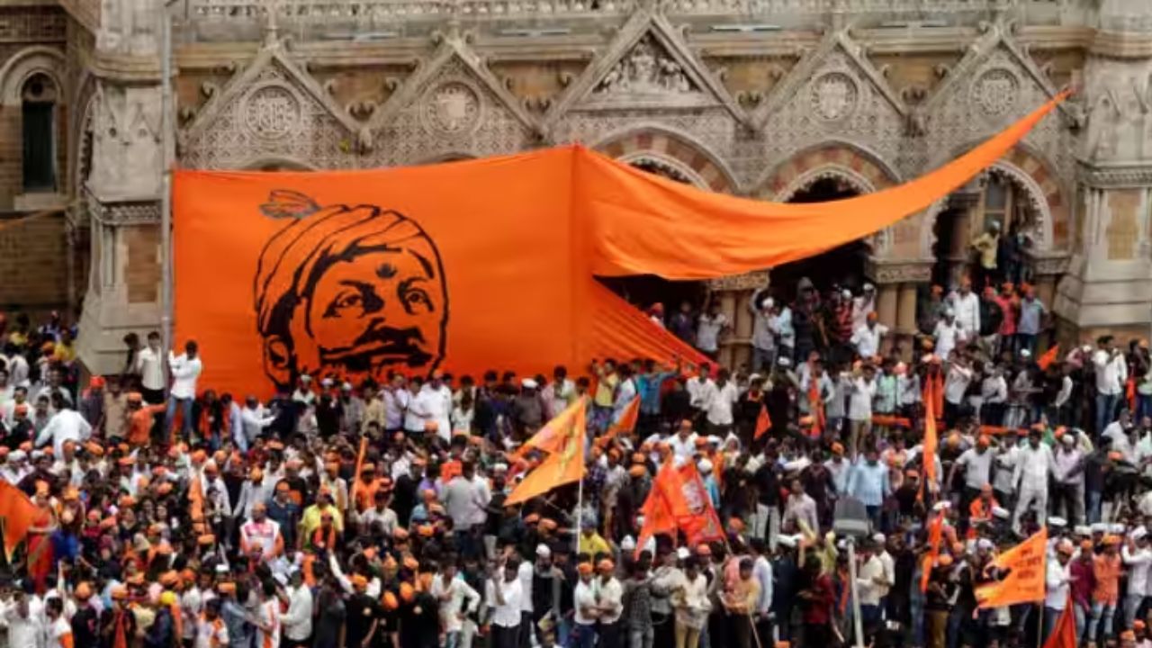 मराठा आरक्षण पर फिर गरमाया महाराष्ट्र, मनोज जरांगे के आमरण अनशन से बढ़ी सरकार की चुनौती