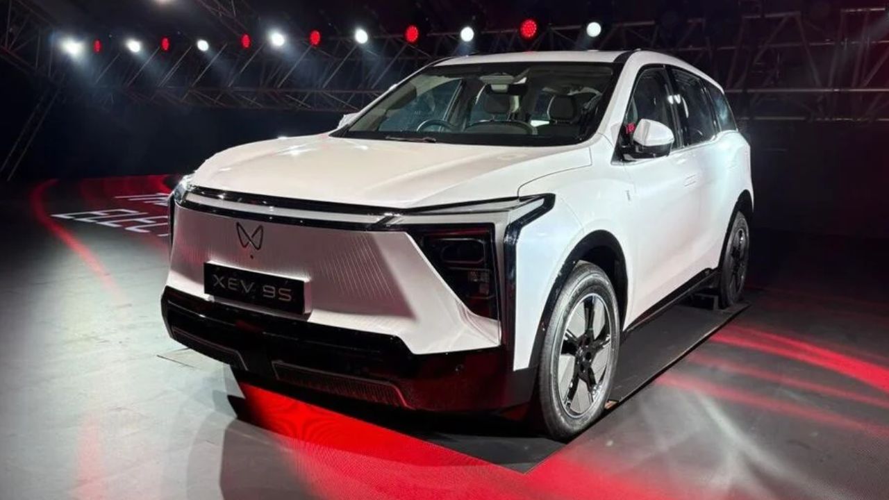 अगस्त 2026 में महिंद्रा XEV 9S बनी देश की नंबर-1 इलेक्ट्रिक कार, Tata Punch EV को छोड़ा पीछे