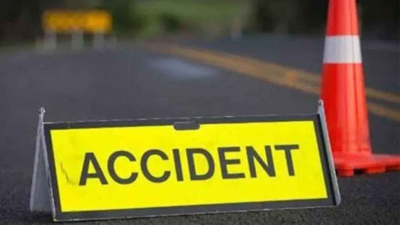Mirzapur Road Accident: ट्रक आया, साइकिल को कुचला और आगे बढ़ गया, छात्र समेत दो की मौत के बाद हाईवे जाम