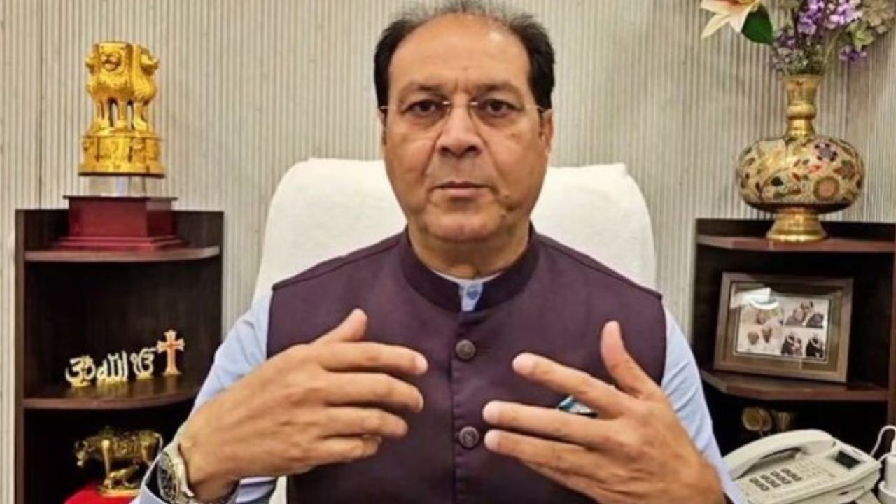 वक्फ से लेकर अल्पसंख्यक राजनीति तक, मोहसिन रजा को मिली नई भूमिका के क्या मायने?