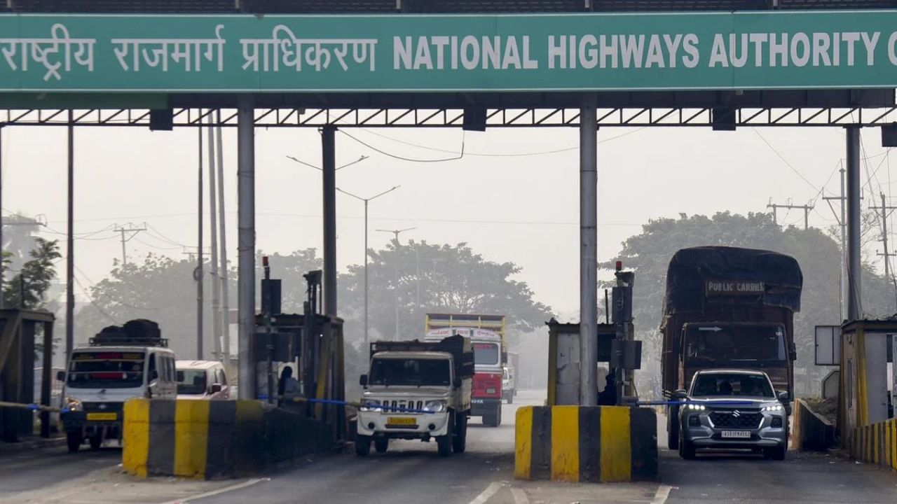 ED Raid NHAI Toll Scam: फर्जी टोल वसूली और मनी लॉन्ड्रिंग! ED की 7 राज्यों में 14 ठिकानों पर छापेमारी