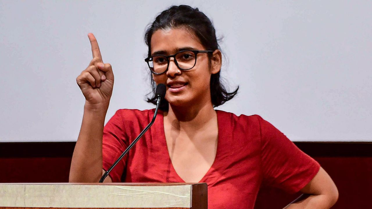 Neha Bora vs Delhi Police: पीस बॉन्ड नोटिस को लेकर हाई कोर्ट पहुंचीं AISA अध्यक्ष