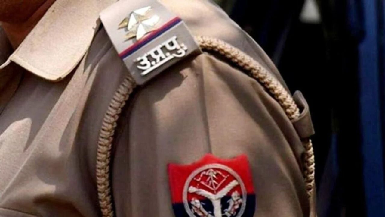 बेटे की लाश पर न्याय मांगने चली मां को खाकी ने जमीन पर पटका, फर्रुखाबाद के इस दिल दहला देने वाले जुल्म ने हिला दी रूह