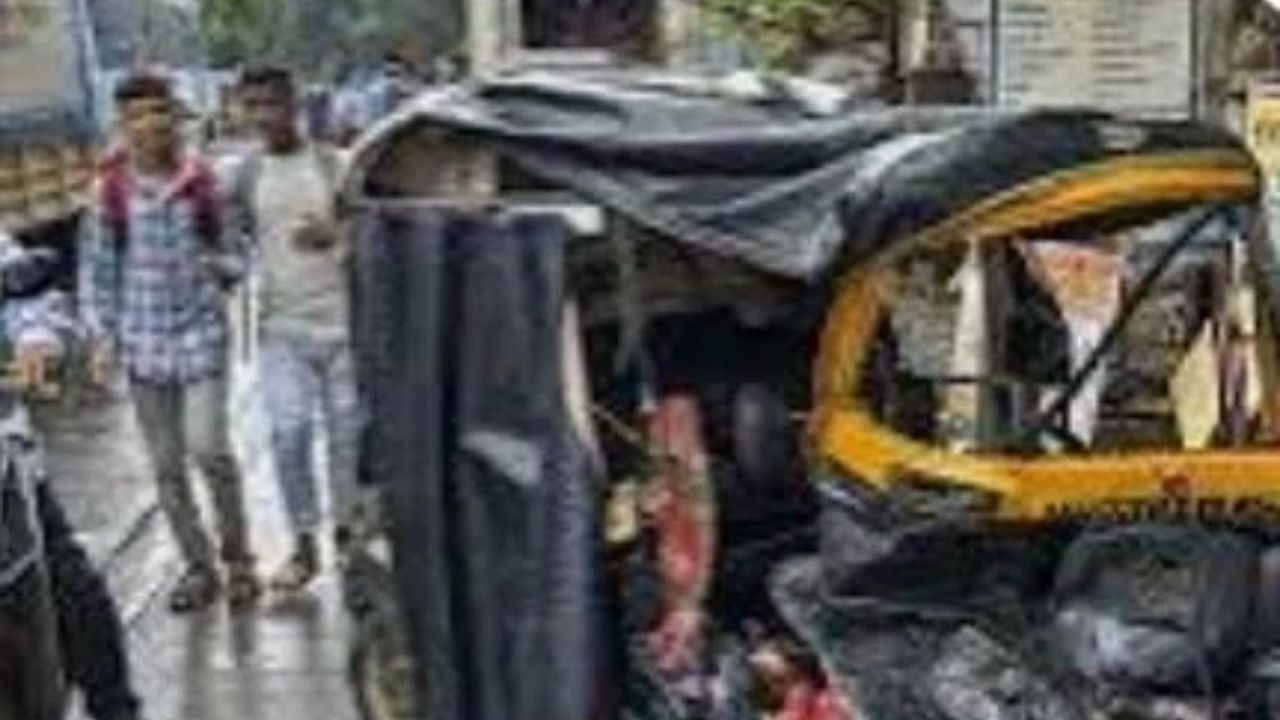 देवरिया में दिल दहला देने वाला सड़क हादसा! ऑटो पलटने से 80 वर्षीय बुजुर्ग की मौत, घर में छाया मातम