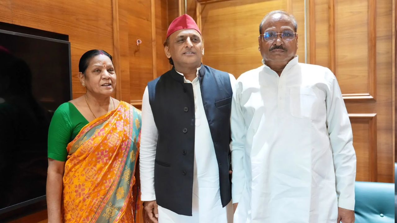 Samajwadi Party Akhilesh Yadav