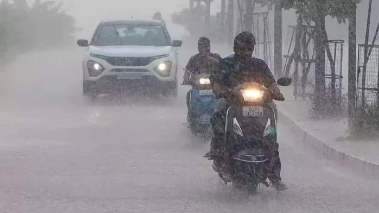 UP Rain Alert: यूपी में इंद्र देवता का कहर! दर्जनों मौतों से मातम, करोड़ों की फसल बर्बाद