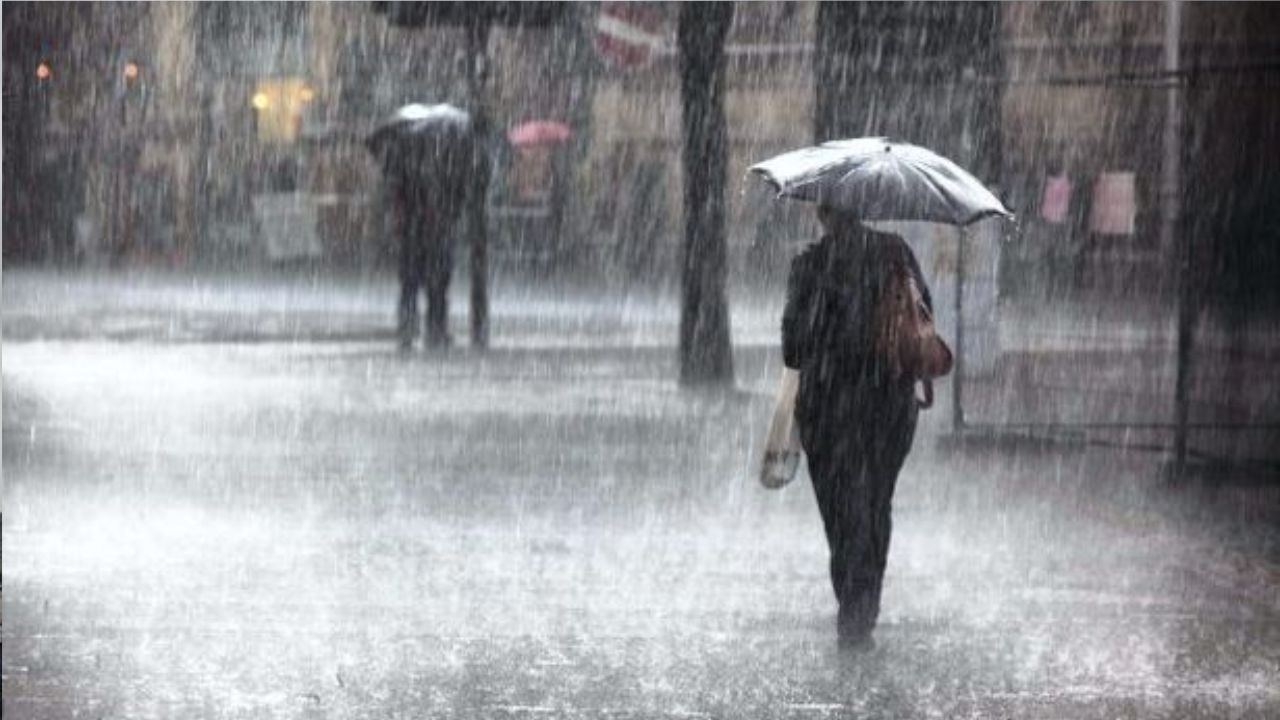 Weather Update: अगले 8 घंटों में तेज बारिश का अलर्ट, 22 राज्यों में बदलेगा मौसम