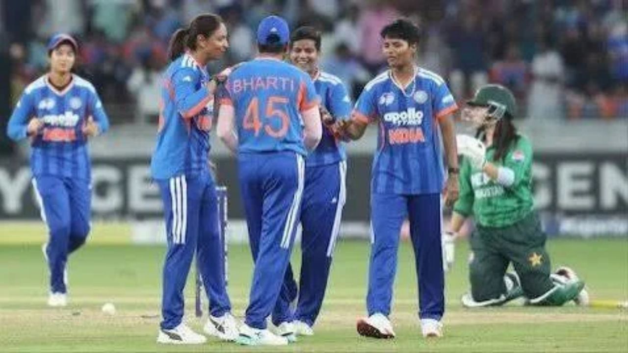 IND W vs PAK W Match: भारत ने पाकिस्तान को सात विकेट से रौंदा, लगातार तीसरी बार की जीत दर्ज