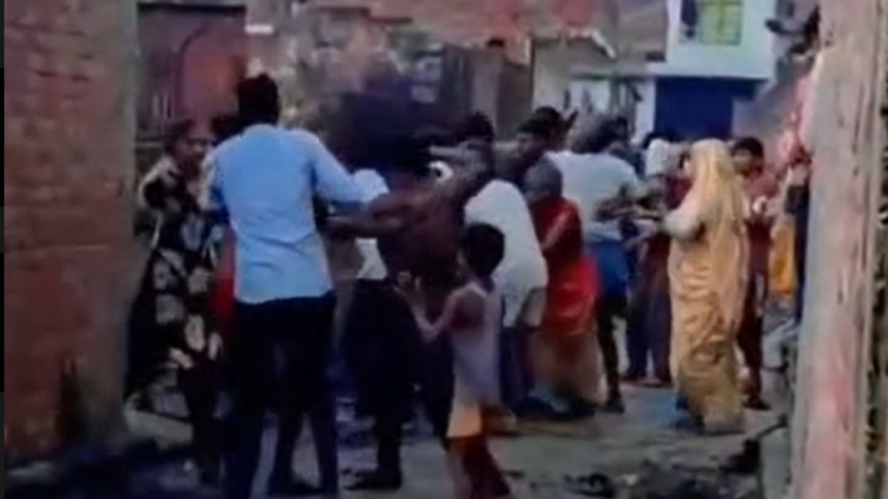 बदायूं में मामूली विवाद बना जंग का मैदान, दो गुटों के बीच खूनी संघर्ष, आधा दर्जन घायल