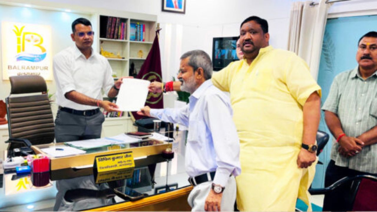 “शोभायात्राओं में डीजे पूरी तरह बंद हो”, बलरामपुर में उठी बड़ी मांग; क्या बनेगा प्रदेश का पहला शोर-मुक्त जिला?