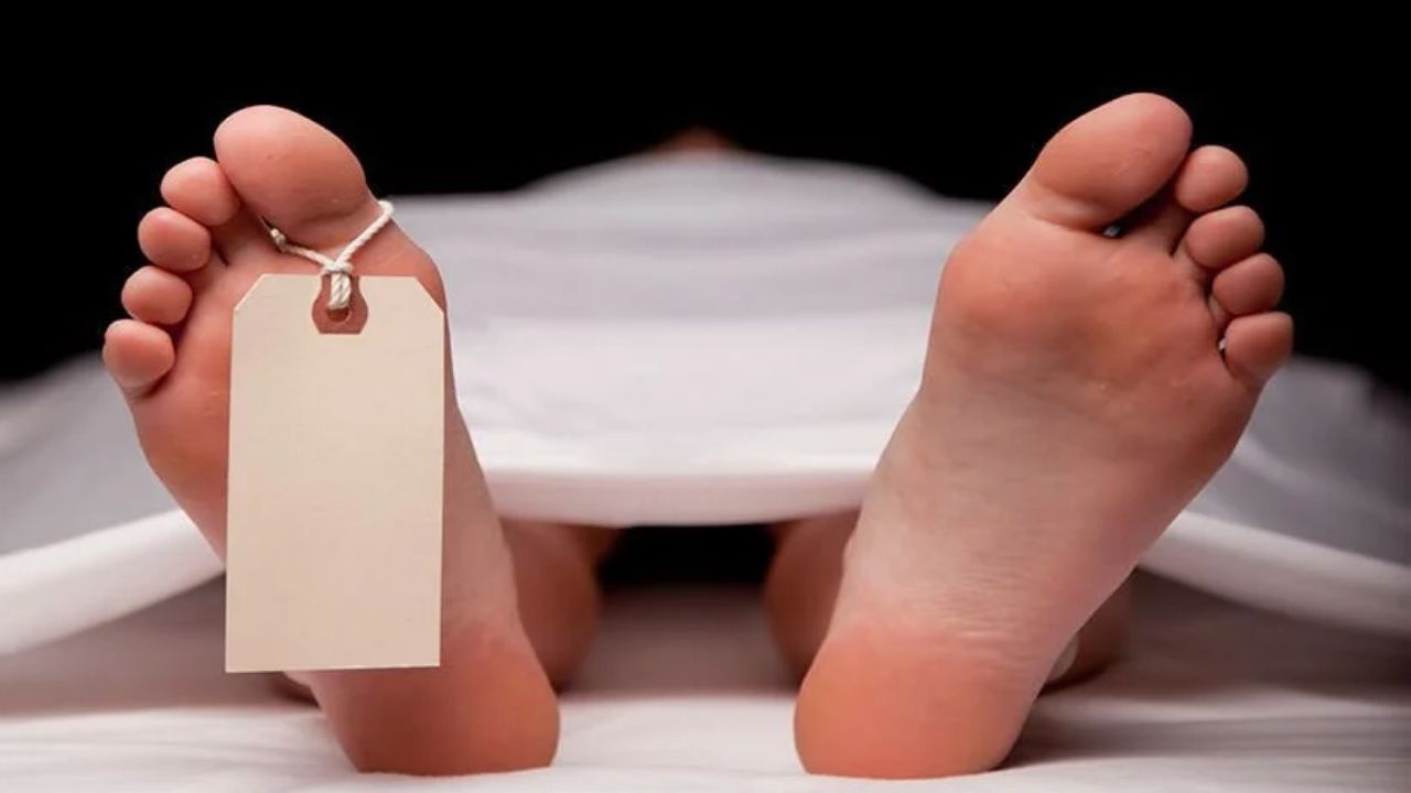 तीज से ठीक पहले उजड़ गया सुहाग: हक के पैसे मांगने गया था पति, थाने से आई मौत की खबर; पढ़ें यह सनसनीखेज मामला