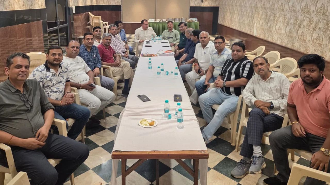 विधानसभा चुनाव 2027 : नोएडा सीट पर भाजपा में टिकट की जंग तेज, मनोज गुप्ता ने ठोकी दावेदारी