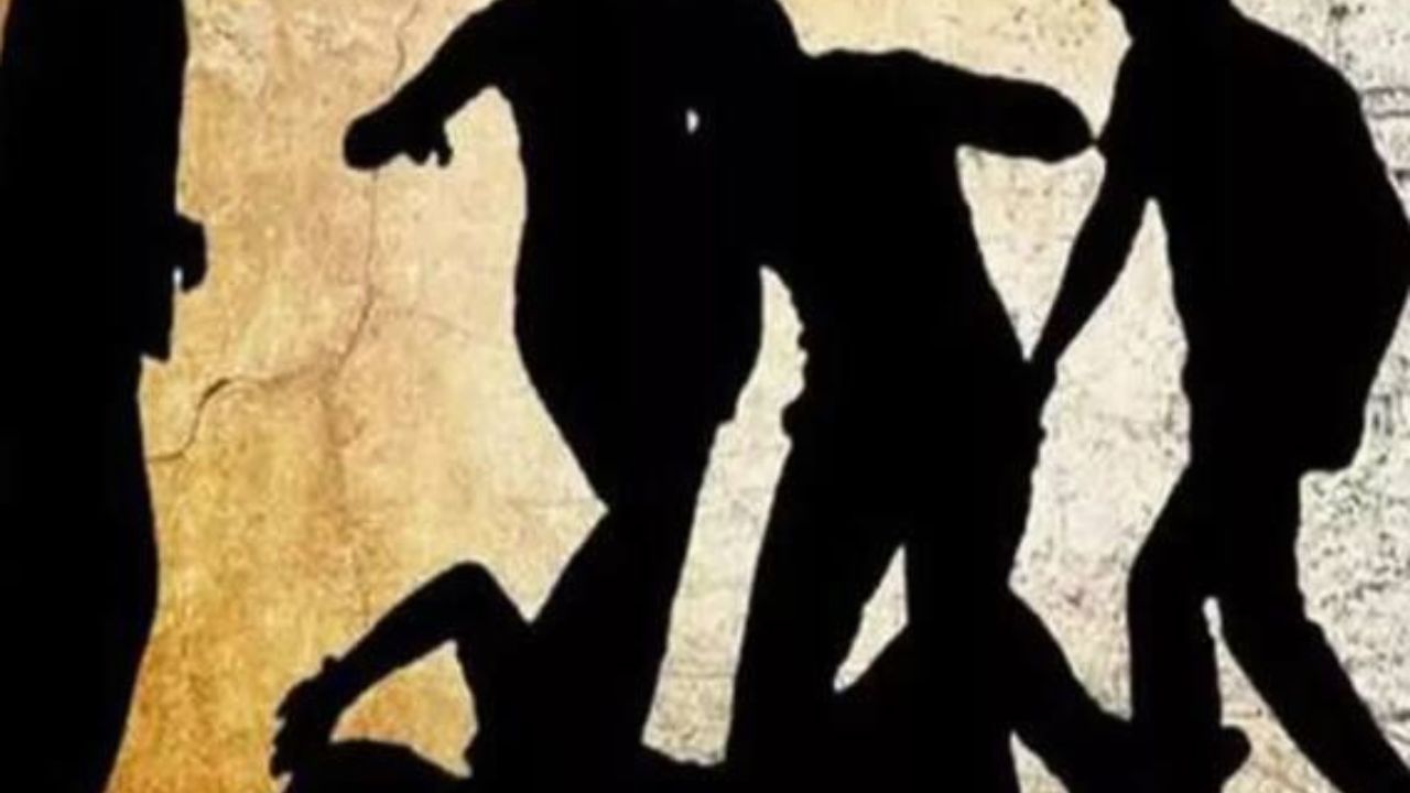 देवरिया में दबंगों का कहर, पुरानी रंजिश में परिवार पर हमला; कई घायल