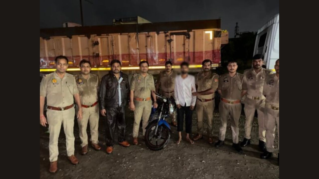 हजारो रुपये और चोरी की बाइक, चेन छिनैती की एक ऐसी गुत्थी जिसे गोरखपुर पुलिस ने ऐसे सुरागों से सुलझा दिया