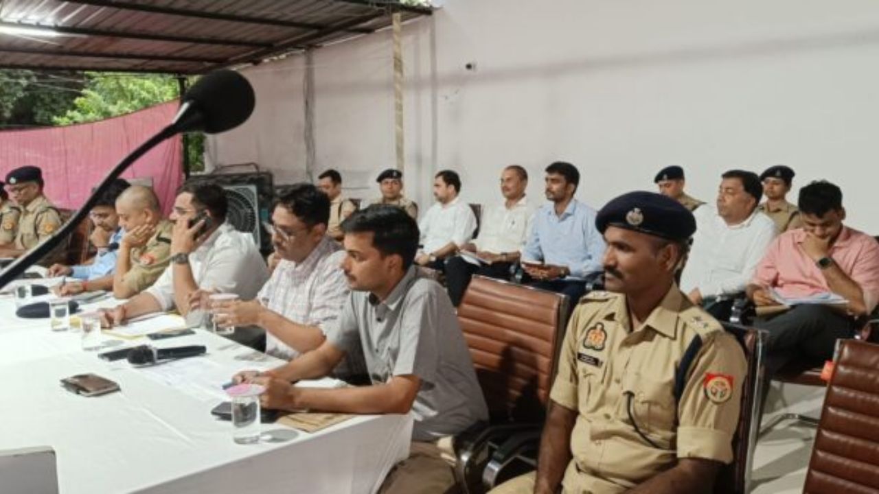 गोरखपुर में गणेश चतुर्थी पर सुरक्षा का कड़ा पहरा, 292 जगहों पर होगी खास नजर