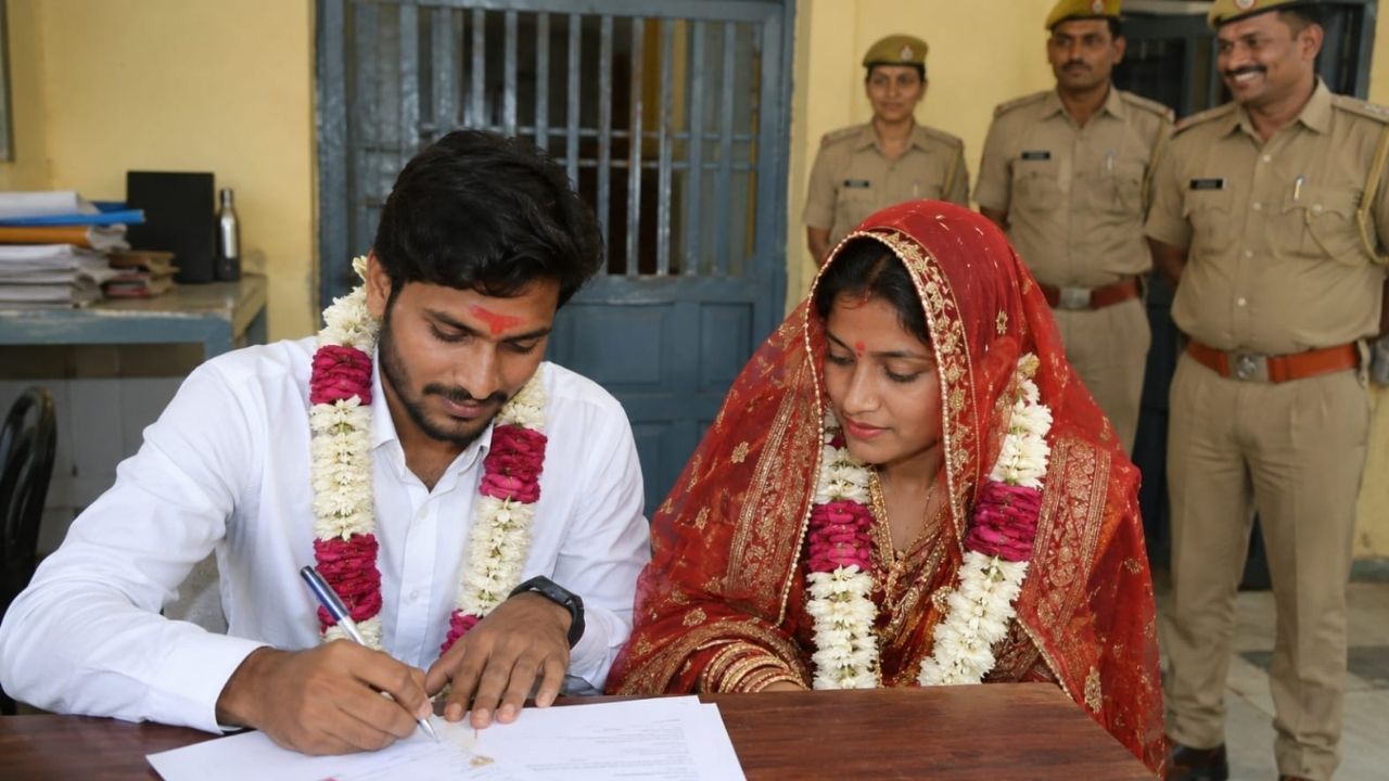 Varanasi Love Story: घर से हुए बेघर, तानों के सहे जख्म! जानिए 24 महीने बाद कैसे थाने में जीती मोहब्बत की जंग