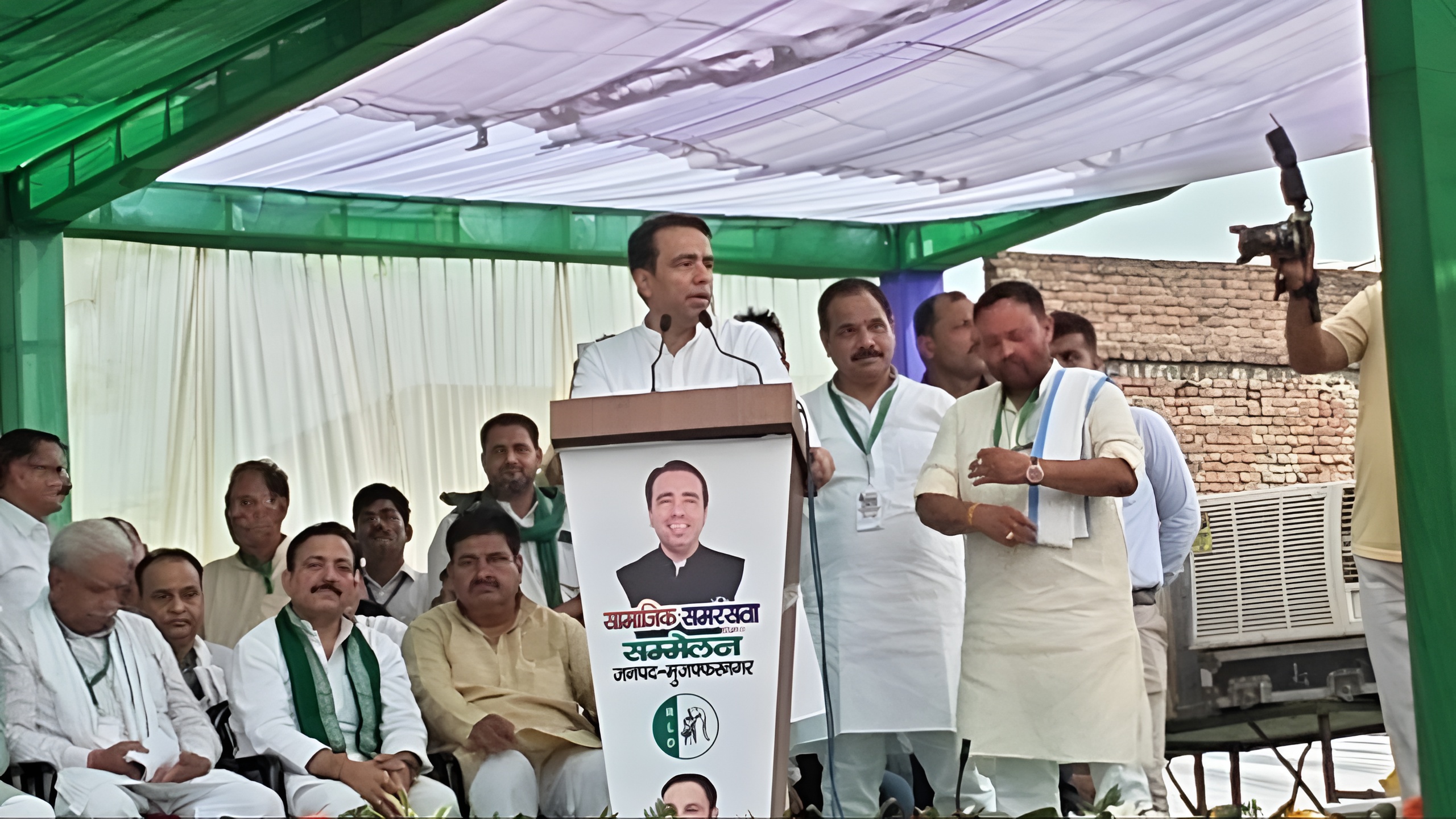 समाज पर टिप्पणी करोगे तो सबसे पहले सिपाही बनकर खड़ा होऊंगा’, पंचेड़ा में जयंत चौधरी का बड़ा बयान
