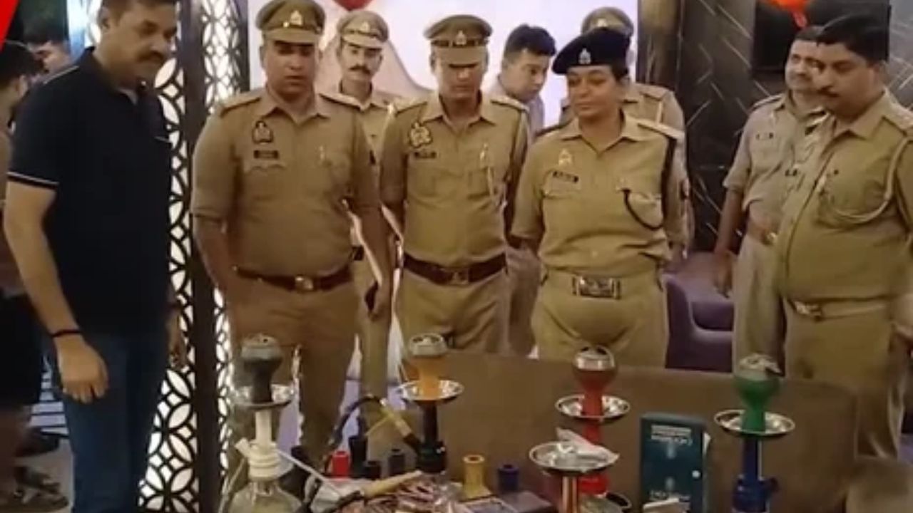 कानपुर में हुक्का बारों पर पुलिस का शिकंजा! रेड पड़ते ही मचा हड़कंप, 12 लोग मिले हुक्का पीते