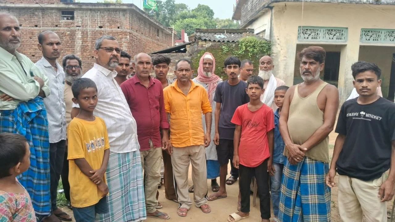 Maharajganj: पार्टी में अचानक चली गोली, 17 साल के जिसान की मौत से पुरंदरपुर में हड़कंप