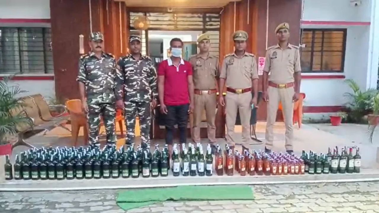 Maharajganj: “टोयोटा में छिपाकर ले जा रहे थे 225 बोतल शराब”, सोनौली बॉर्डर पर चेकिंग में खुला बड़ा राज