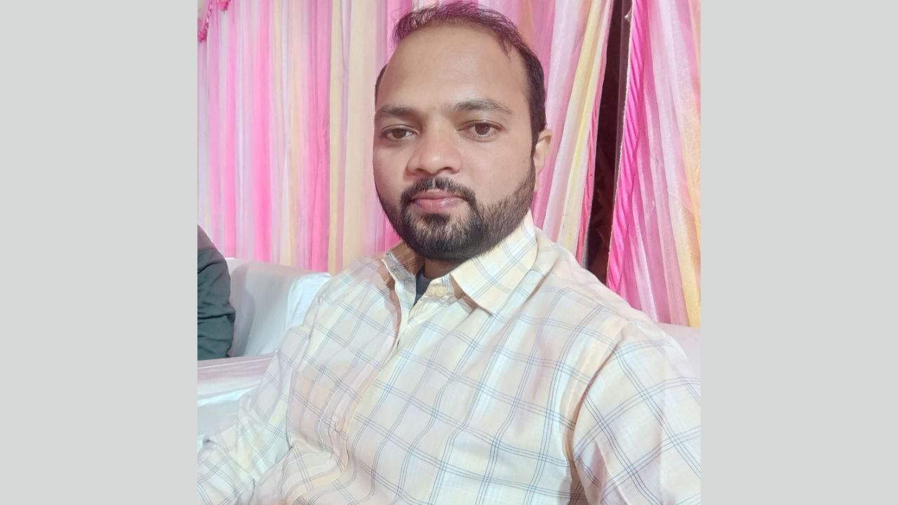 रिश्वतखोर लेखपाल पर एंटी करप्शन टीम का शिकंजा: मिर्जापुर में हत्थे चढ़ा रिश्वतखोर बाबू, मचा हड़कंप
