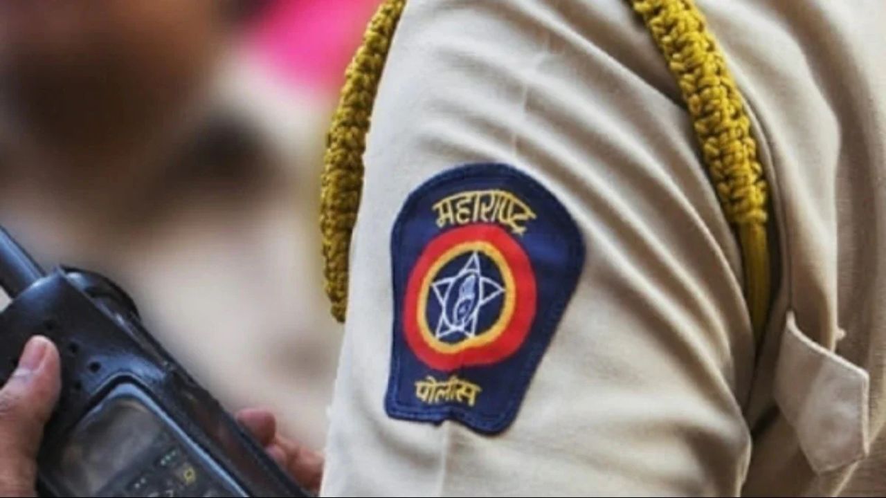 नौकरी से निकालते ही ड्राइवर ने रचा बदला: नकली IT अफसर बुलाकर मालिक से ऐंठने लगा 1 करोड़ की रंगदारी