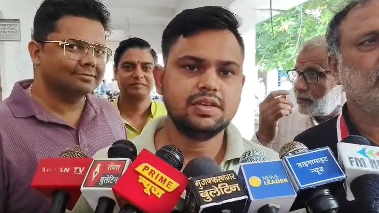 Muzaffarnagar: विश्वकर्मा जयंती से पहले फिर बढ़ा विवाद, शोभायात्रा की कमान को लेकर आमने-सामने दो गुट