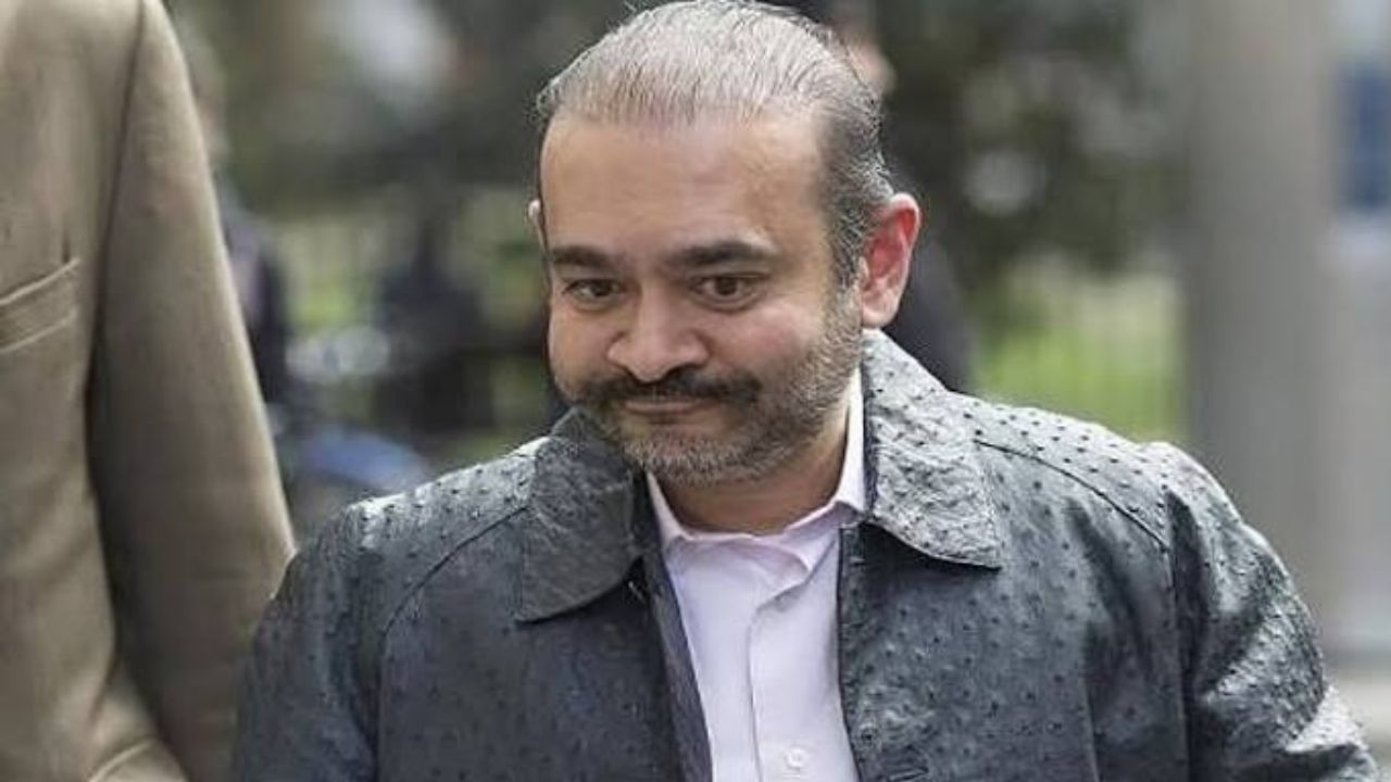 PNB घोटाला: नीरव मोदी के करीबी पर CBI का शिकंजा, UAE से भारत लाया गया संदीप मिस्त्री
