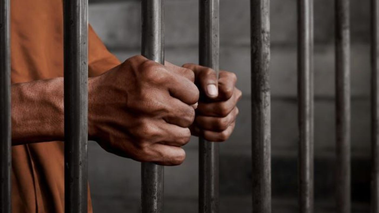 मोनिका के प्यार में रोबिन सिंह की खौफनाक मौत, तीन सगे भाइयों को उम्रकैद और एक को 5 साल की सजा