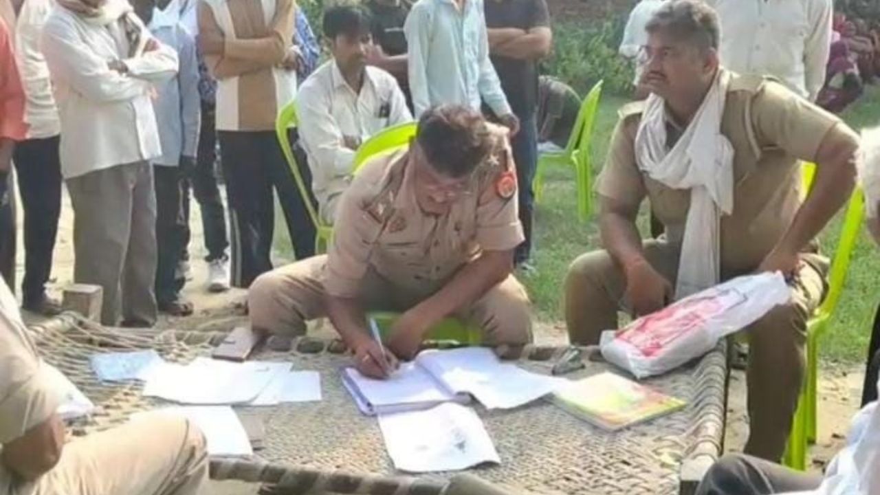 प्रतापगढ़ में सो रहे किसान पर गिरा मकान का जर्जर लिंटर, दर्दनाक मौत; पढ़ाई कर रहा बेटा दौड़कर पहुंचा