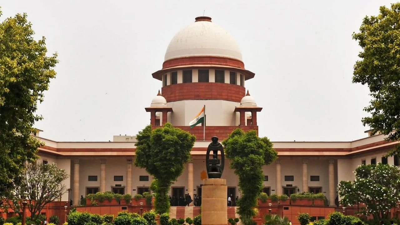 क्या अब 2000 से ज्यादा पर लगेगा चार्ज? UPI पर MDR चार्ज को चुनौती देने वाली याचिका पर सुप्रीम कोर्ट की अहम सुनवाई