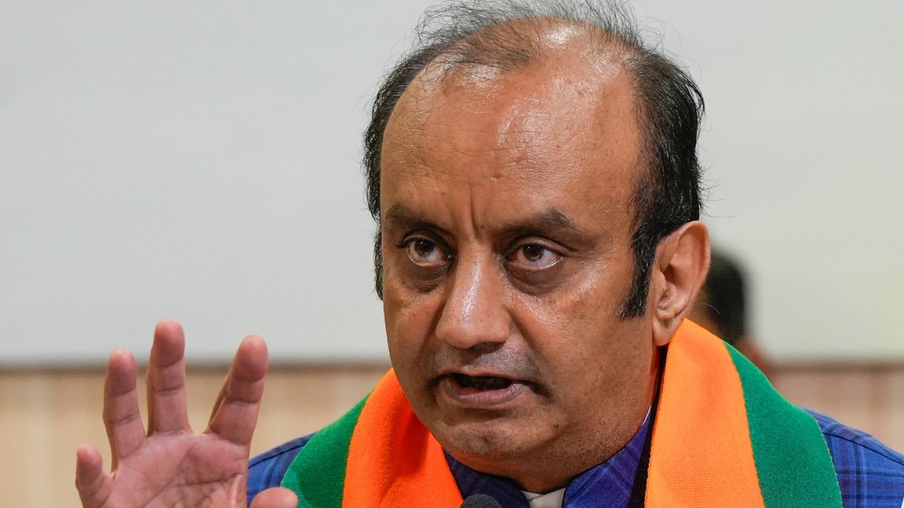 ममता ने कांग्रेस से परेशान होकर बनाई TMC’, सुधांशु त्रिवेदी ने राहुल गांधी को सुनाया कांग्रेस का इतिहास