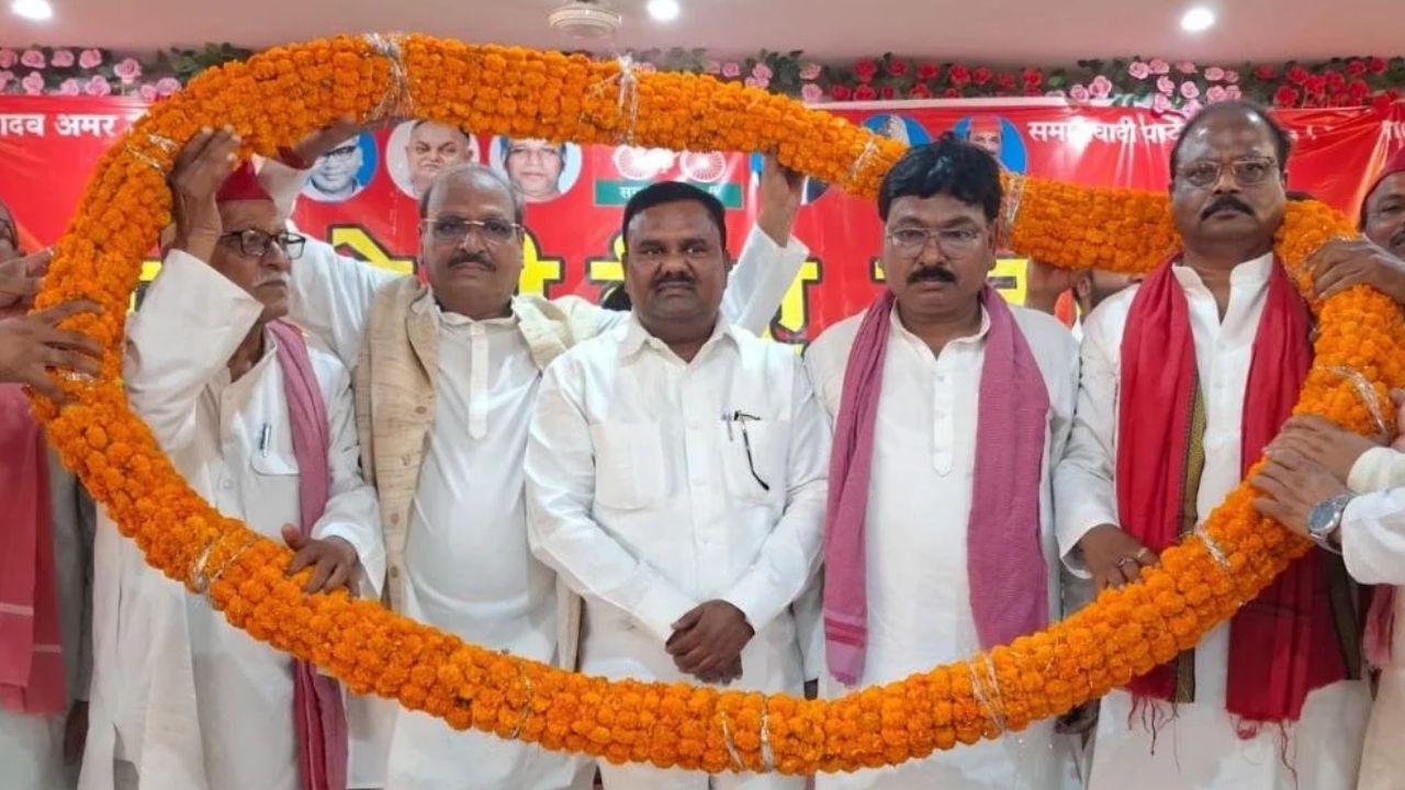 महाराजगंज में 2027 की तैयारी में सपा का PDA दांव, पूर्व मंत्री बोले- हम कमजोर लोगों के आंसू पोछेंगे