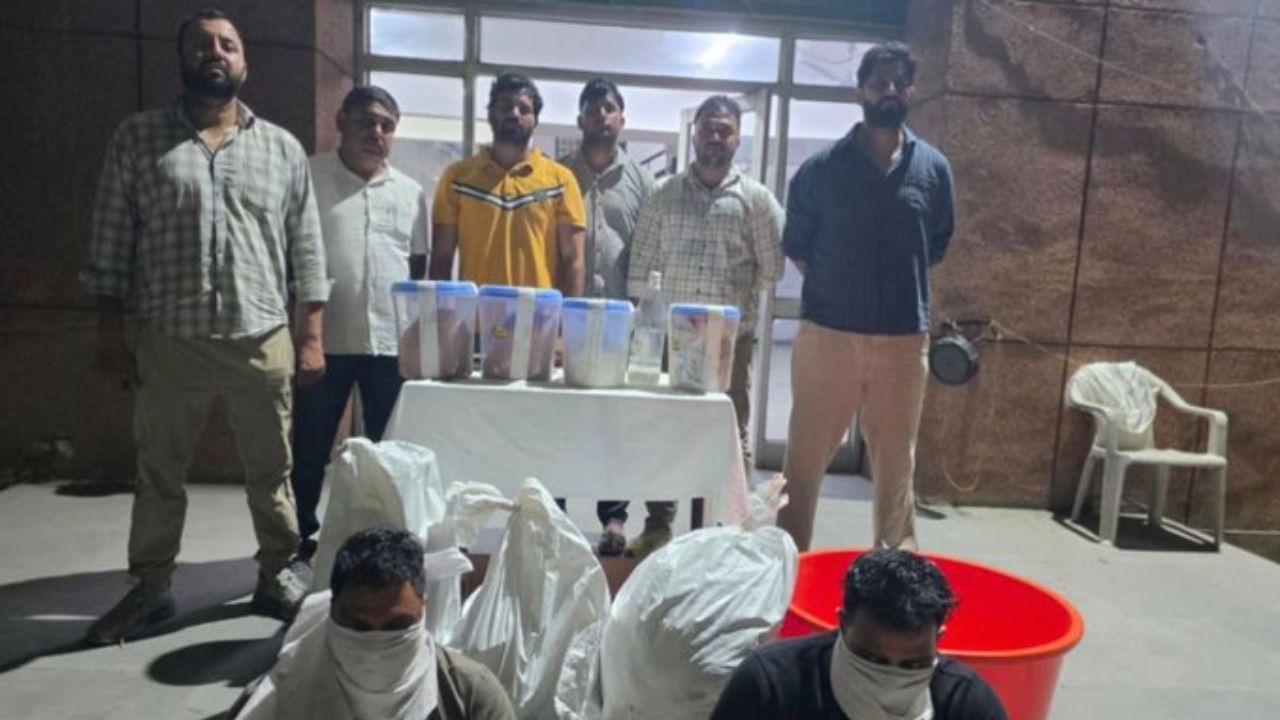 लखनऊ में 50 करोड़ का काला कारोबार, दिल्ली पुलिस के इस खौफनाक ऑपरेशन ने उड़ाए होश; 4 गिरफ्तार