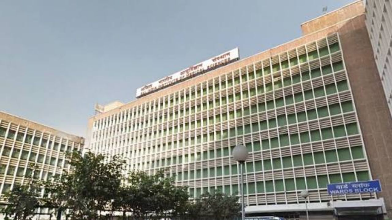 अस्पतालों में रसूख नहीं, मेडिकल जरूरत के आधार पर हो इलाज, एम्स के डॉक्टरों की दोटूक